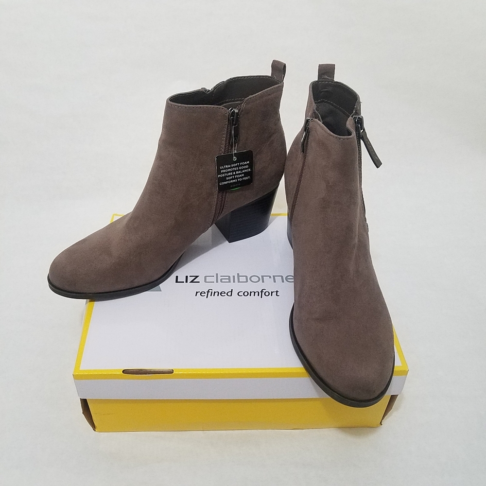 Liz Claiborne "Salem" Block Heel Zip Booties